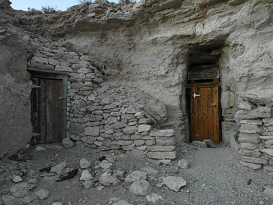 7 Shoshone Cave Dwellings